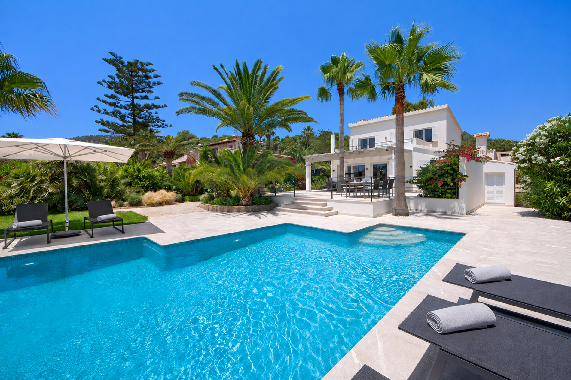 Finca with privacy and holiday rental license in Port Andratx